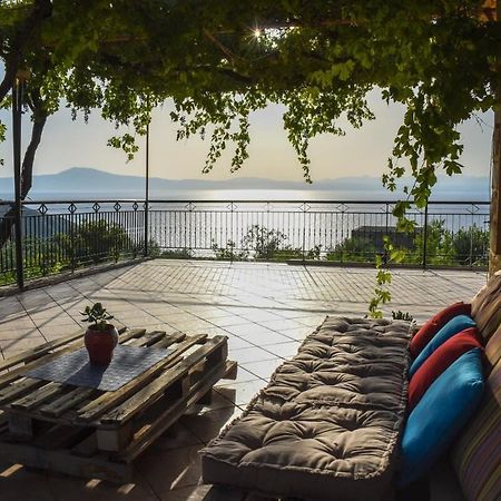 Coastal Stone Residence With Spectacular Scenery Kitriaí Exterior foto