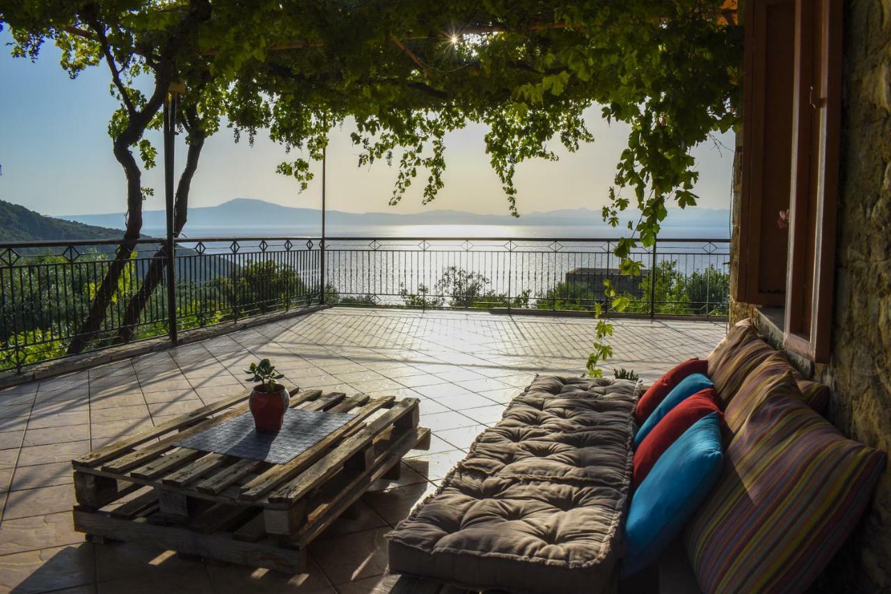 Coastal Stone Residence With Spectacular Scenery Kitriaí Exterior foto